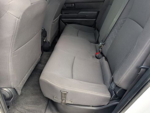 Used 2024 Toyota Tacoma SR5 AWD/4WD image 26
