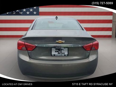 Used 2017 Chevrolet Impala LT FWD image 6