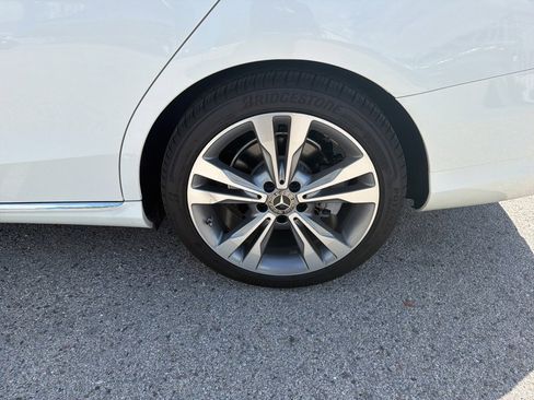 Used 2018 Mercedes-Benz C 300 Sedan image 4