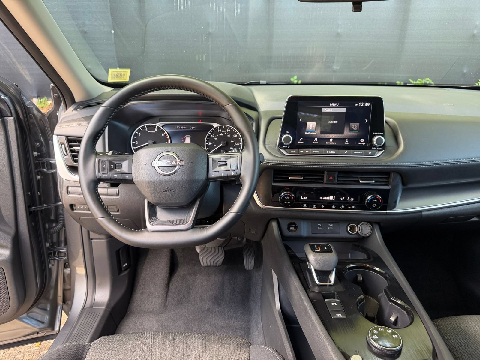 Used 2026 Nissan Rogue SV AWD/4WD image 34