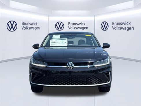 New 2026 Volkswagen Jetta SE FWD image 2