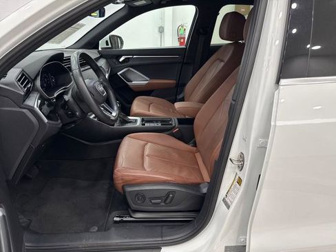 Used 2022 Audi Q3 2.0T Premium w/ Convenience Package image 13