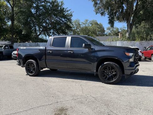 Used 2022 Chevrolet Silverado 1500 Custom AWD/4WD image 2