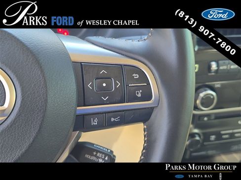 Used 2023 Lexus GX 460 Premium image 32