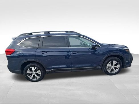 Used 2025 Subaru Ascent Premium AWD/4WD image 6