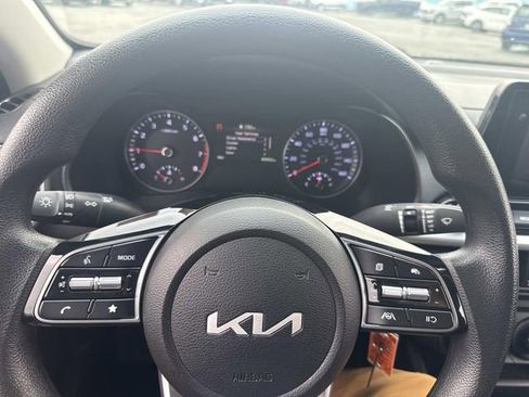 Used 2024 Kia Forte LXS FWD image 25