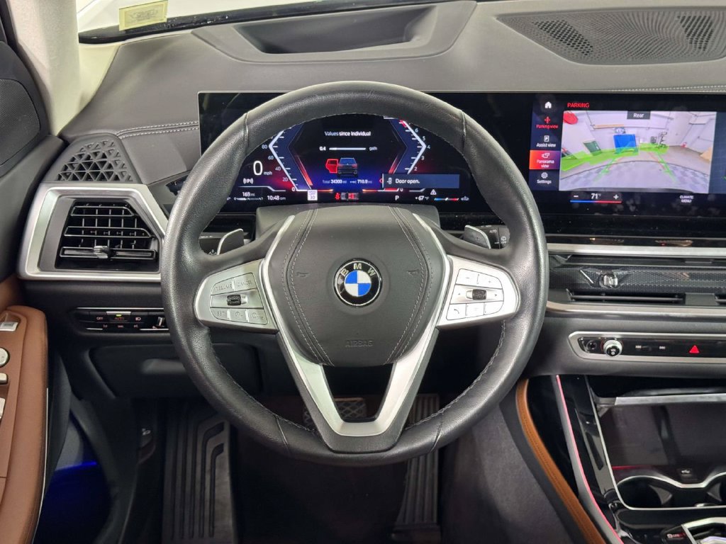 Used 2023 BMW X7 xDrive40i AWD/4WD image 19