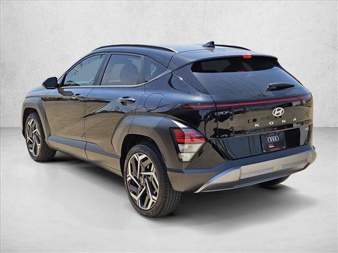 Used 2026 Hyundai Kona SEL Premium FWD image 7