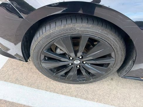 Used 2019 Nissan Altima 2.5 SR FWD image 7