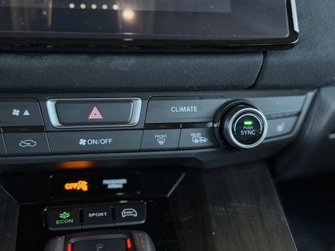 Used 2018 Honda Clarity Touring image 32