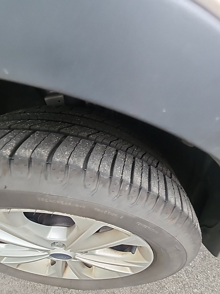 Used 2019 Ford Escape SE AWD/4WD image 4