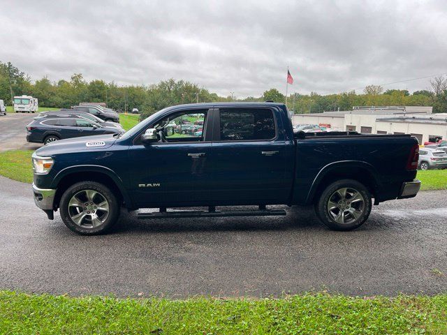 Used 2022 RAM 1500 Laramie AWD/4WD image 7