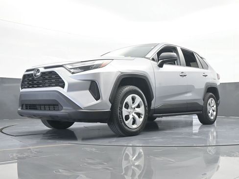 Used 2023 Toyota RAV4 LE image 53