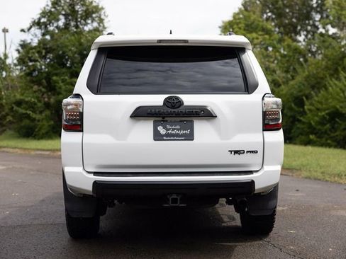 Used 2018 Toyota 4Runner TRD Off-Road Premium image 7