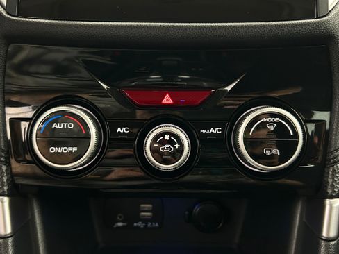 Used 2023 Subaru Forester Premium image 9