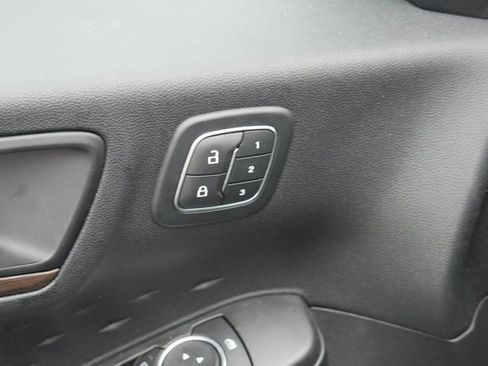 Used 2020 Ford Escape Titanium w/ Titanium Premium Package 2.0 image 15