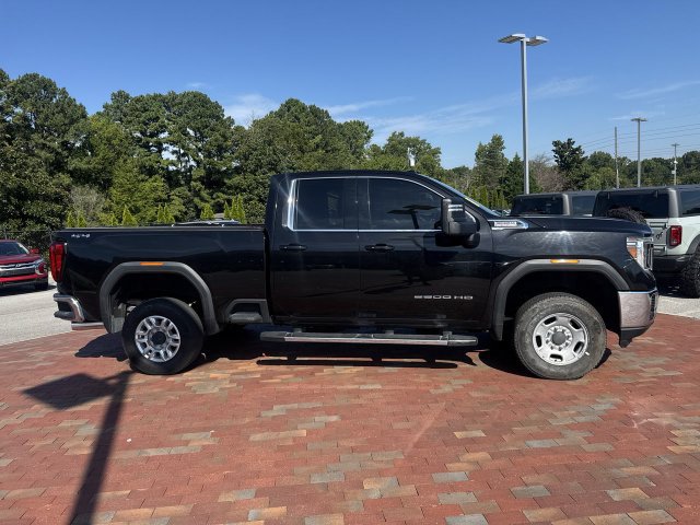 Used 2022 GMC Sierra 2500 SLE w/ SLE Convenience Package AWD/4WD image 16