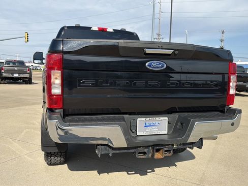 Used 2020 Ford F350 XLT w/ XLT Premium Package image 17