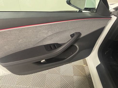 Used 2024 Tesla Model 3 Standard Range RWD image 10