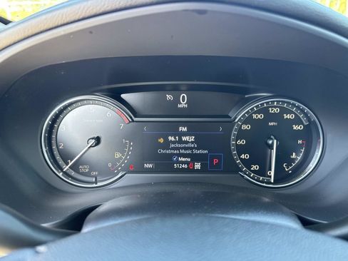 Used 2022 Cadillac XT4 Premium Luxury w/ Safety Alert Package image 30