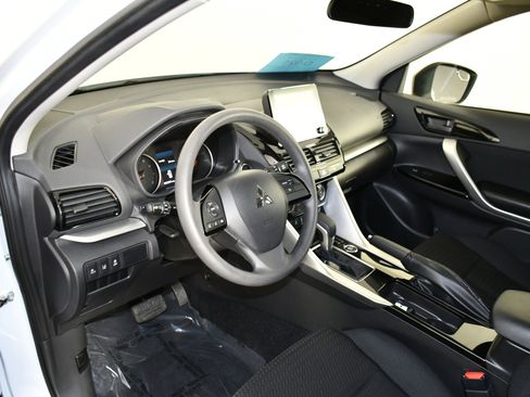 Used 2024 Mitsubishi Eclipse Cross LE image 35