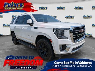 Used 2022 GMC Yukon SLT w/ SLT Luxury Package
