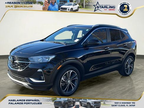Used 2022 Buick Encore GX Select image 2