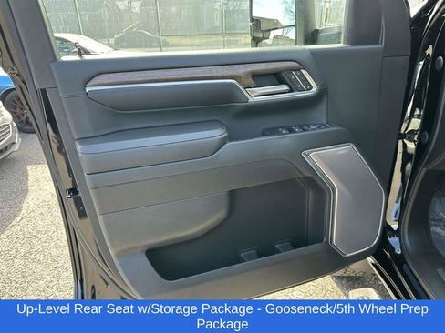 Used 2024 Chevrolet Silverado 2500 High Country w/ High Country Premium Package image 13