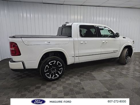 Used 2025 RAM 1500 Limited AWD/4WD image 3