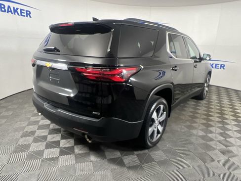 Certified 2023 Chevrolet Traverse LT w/ LT Premium Package AWD/4WD image 9