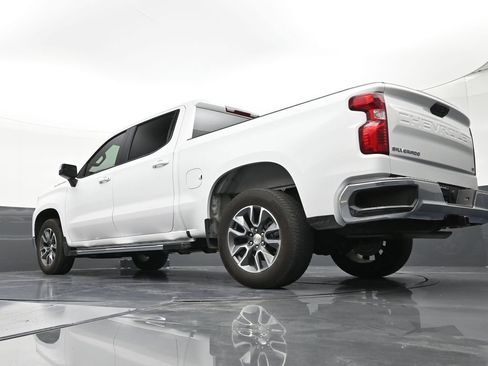 Used 2025 Chevrolet Silverado 1500 LT RWD image 22