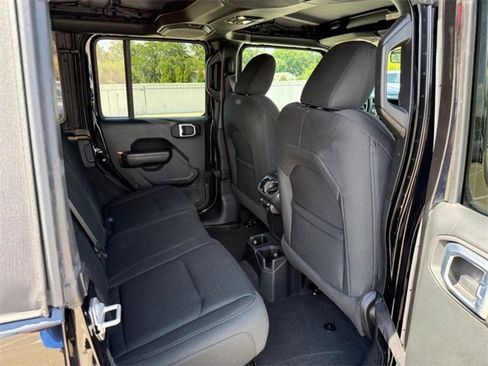 Used 2020 Jeep Wrangler Unlimited Sport S image 10