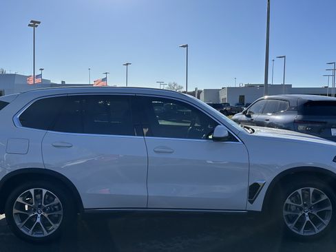 Used 2026 BMW X5 xDrive40i w/ Premium Package AWD/4WD image 44