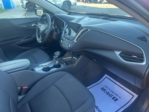 Used 2024 Chevrolet Malibu LT FWD image 20