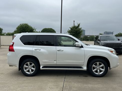 Used 2013 Lexus GX 460 w/ Comfort Plus Pkg AWD/4WD image 8
