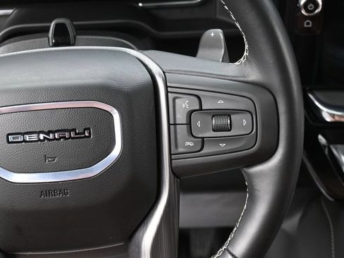 Used 2025 GMC Sierra 1500 Denali Ultimate AWD/4WD image 31
