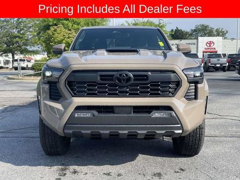 Used 2026 Toyota Tacoma TRD Sport AWD/4WD image 8