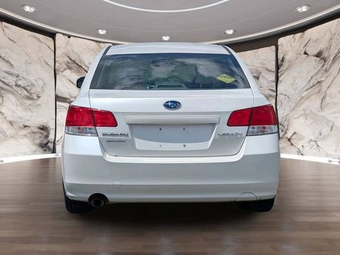 Used 2013 Subaru Legacy 2.5i Premium w/ All-Weather Pkg + Moonroof AWD/4WD image 8