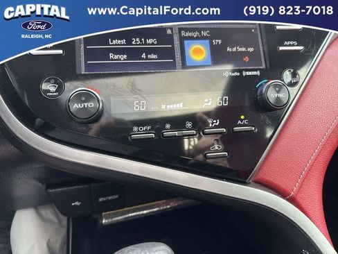 Used 2020 Toyota Camry XSE image 29