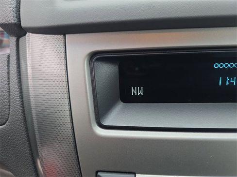 Used 2010 Ford Fusion Hybrid image 17