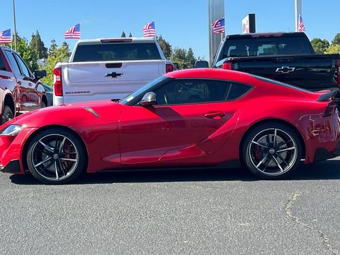 Used 2021 Toyota Supra Premium w/ Driver Assist Package RWD image 8