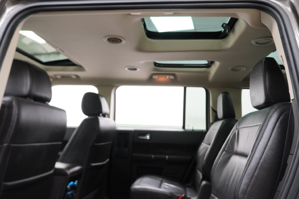 Used 2013 Ford Flex Limited FWD image 5