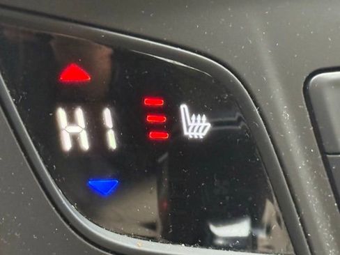 Used 2017 Buick Envision Essence AWD/4WD image 27