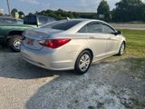 Used 2011 Hyundai Sonata GLS image 3
