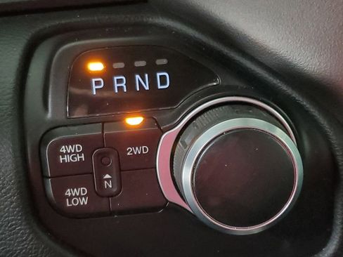 Used 2019 RAM 2500 Big Horn image 19