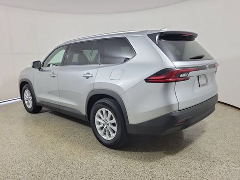 Used 2025 Toyota Grand Highlander AWD image 7