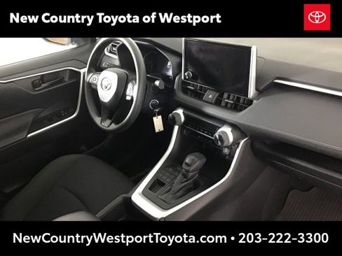 Certified 2023 Toyota RAV4 LE image 21