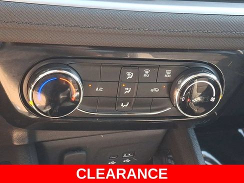 Used 2024 Chevrolet TrailBlazer LT AWD/4WD image 15