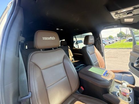 Used 2021 Chevrolet Tahoe High Country AWD/4WD image 29