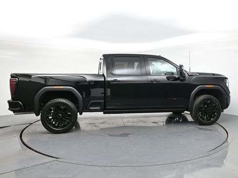 New 2026 GMC Sierra 2500 AT4 w/ AT4 Premium Plus Package image 4